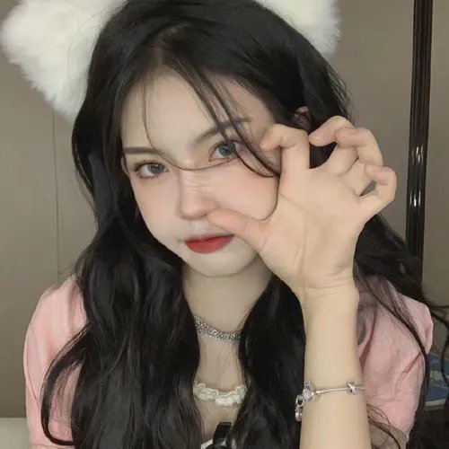 思春少妇封面